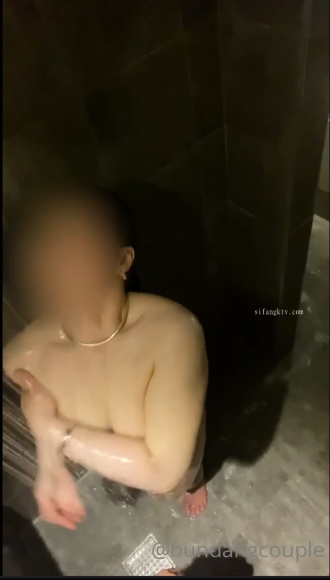 【2023-06-11】Touch my boobs baby..💓.m4v